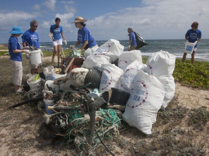 Vac-from-the-Sea-10-Hawaii-Pickup