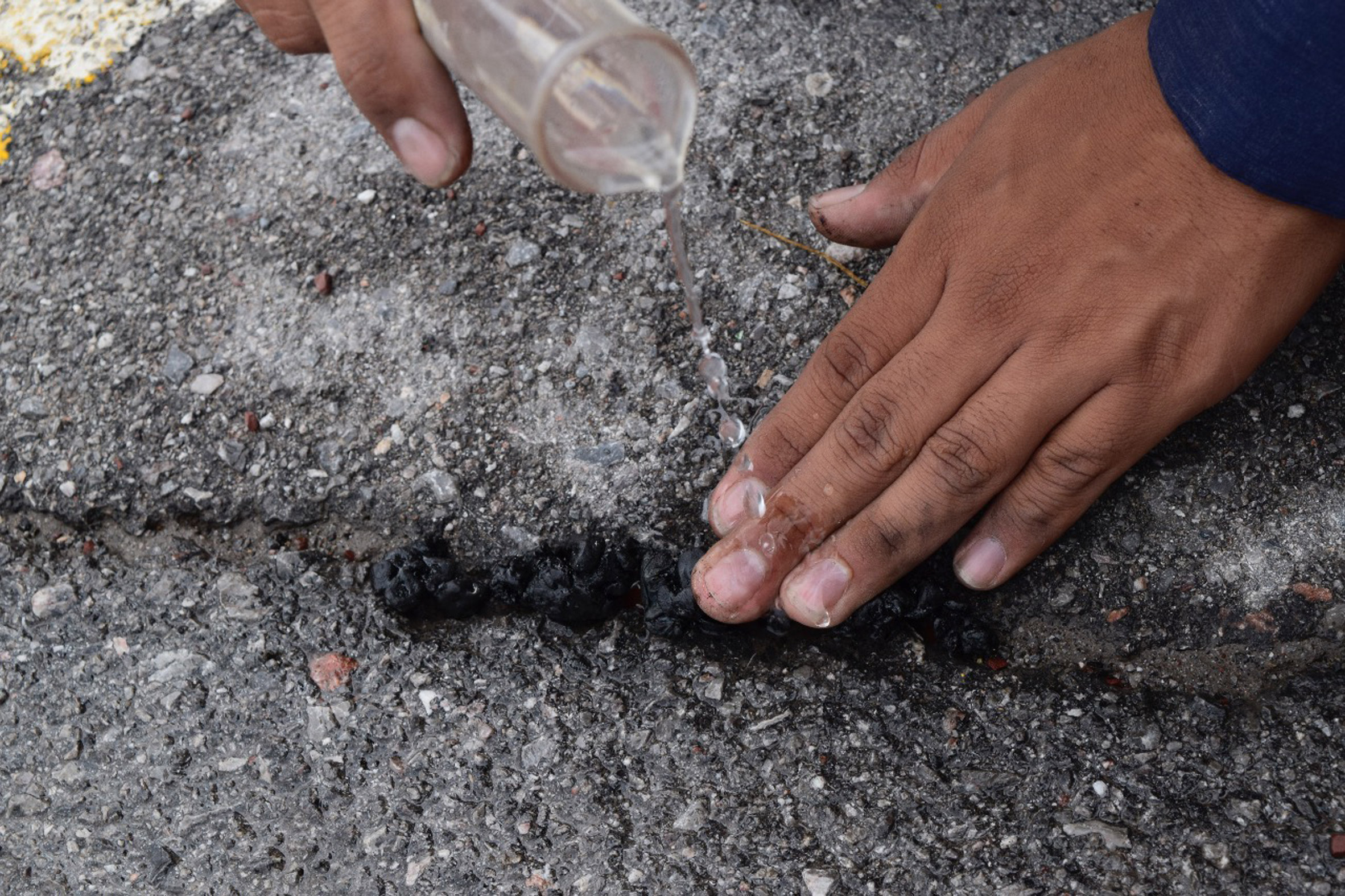 self-regenerating-pavement-design_dezeen_2364_col_3